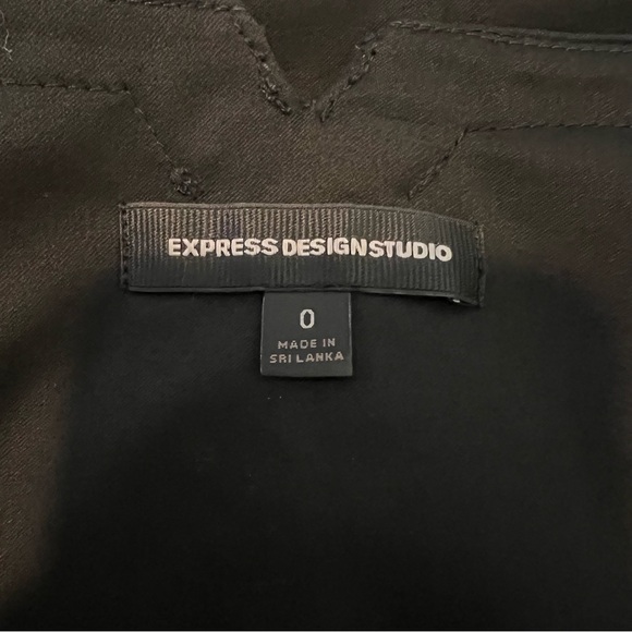 Express Elegant Black Pencil Skirt - Picture 8 of 10